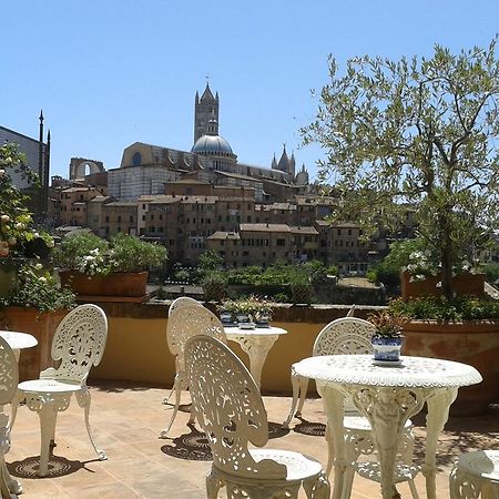 Bed and Breakfast Residenza D'Epoca Campo Regio Relais Siena Exteriér fotografie