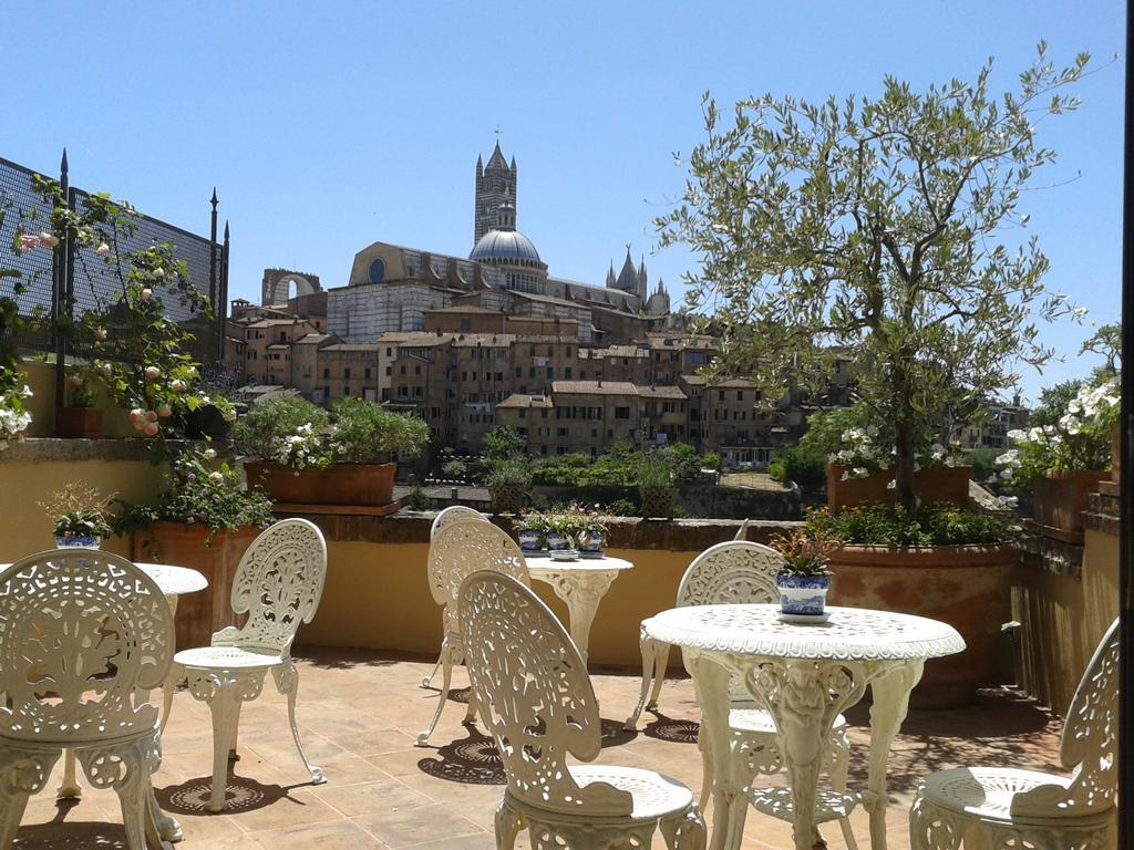 Bed and Breakfast Residenza D'Epoca Campo Regio Relais Siena Exteriér fotografie