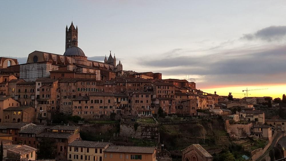 Bed and Breakfast Residenza D'Epoca Campo Regio Relais Siena Exteriér fotografie