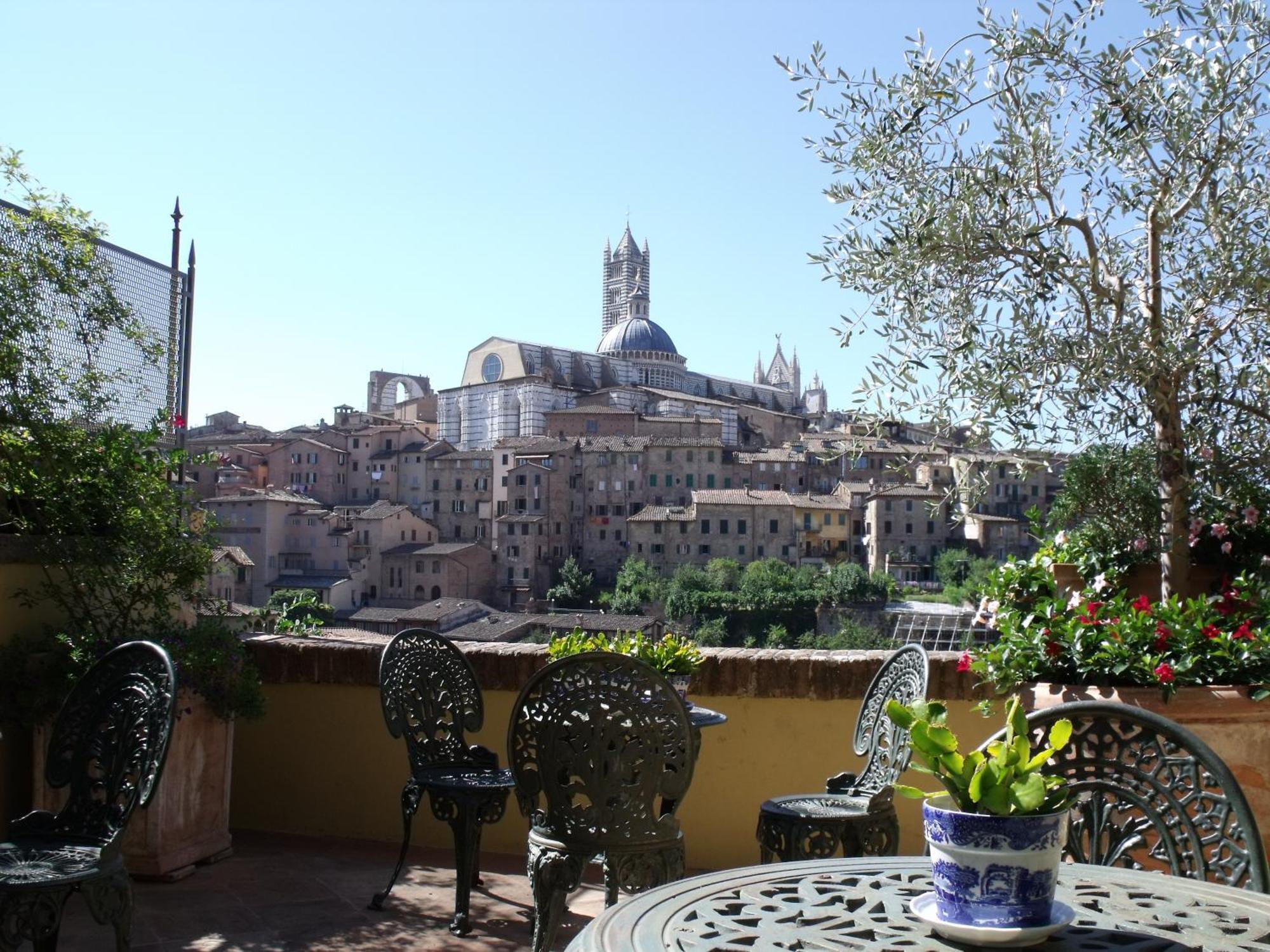 Bed and Breakfast Residenza D'Epoca Campo Regio Relais Siena Exteriér fotografie