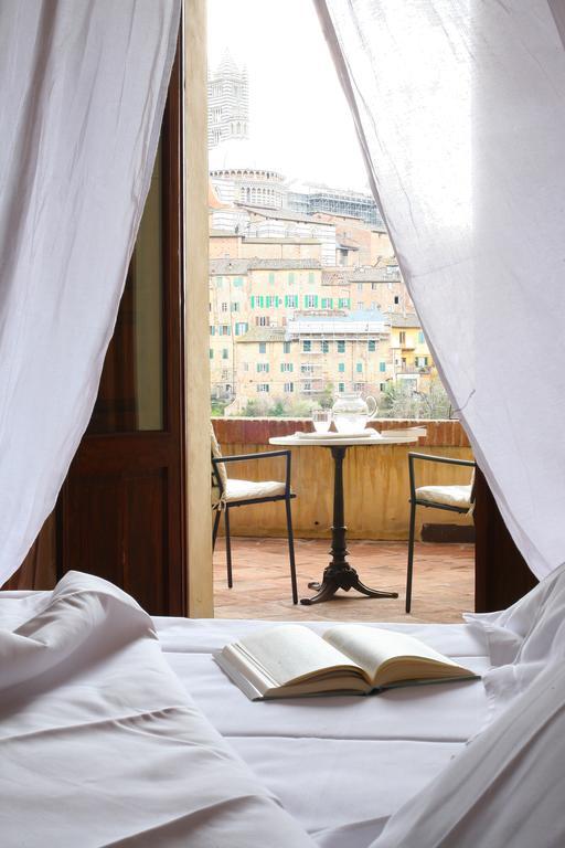 Bed and Breakfast Residenza D'Epoca Campo Regio Relais Siena Exteriér fotografie