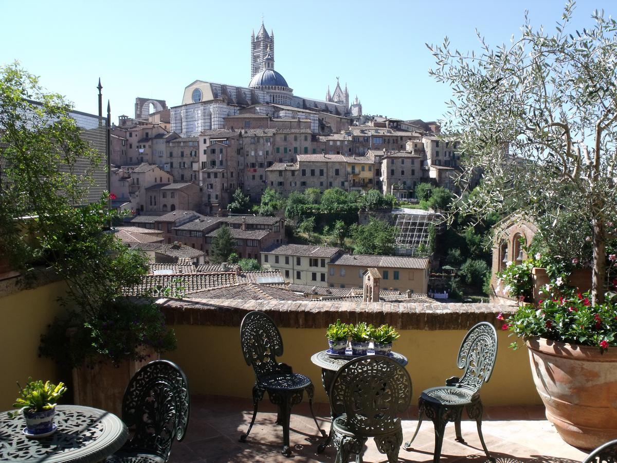 Bed and Breakfast Residenza D'Epoca Campo Regio Relais Siena Exteriér fotografie